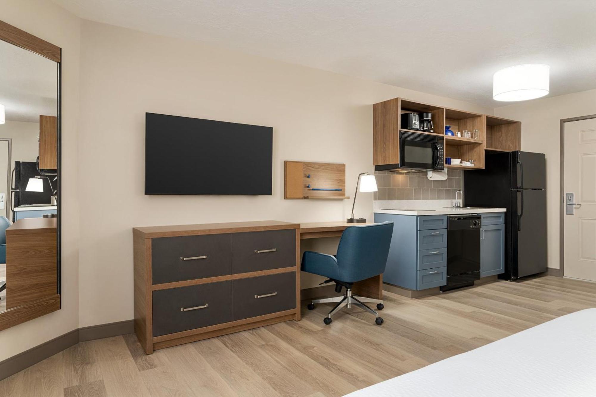 Candlewood Suites Boise - Towne Square By Ihg Kültér fotó